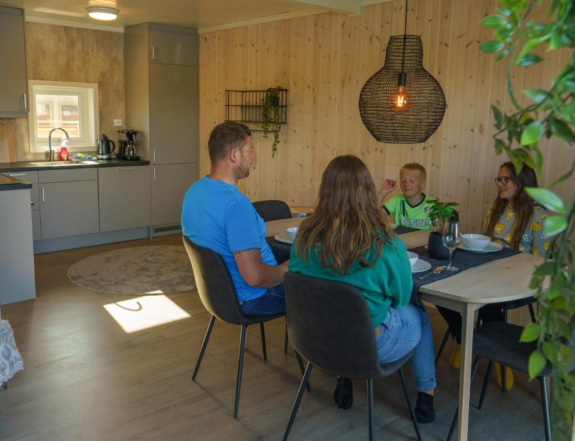 Apartmán Lilleeideholmen Sjohusutleie Haug Exteriér fotografie